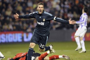 中立代表队A仰泳选手状态回暖，中国仰泳选手